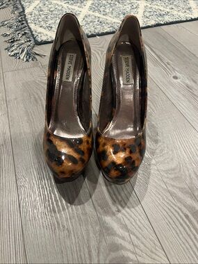 Steve Madden Leopard Patent Platform Pumps - Brown & Black